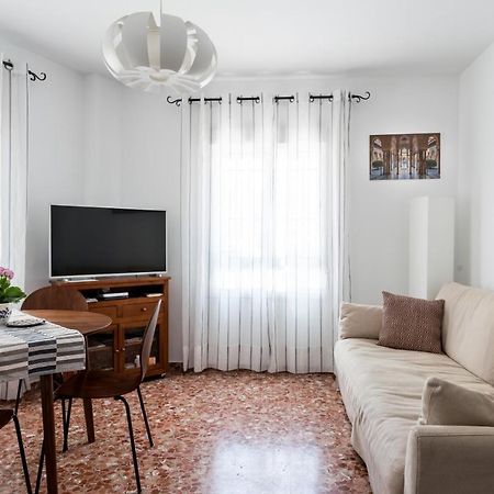 Anna - Apartamento con encanto en Triana Sevilla Exterior foto