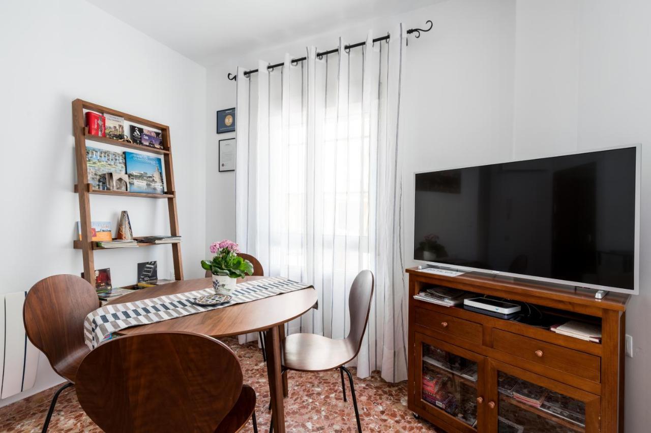 Anna - Apartamento con encanto en Triana Sevilla Exterior foto